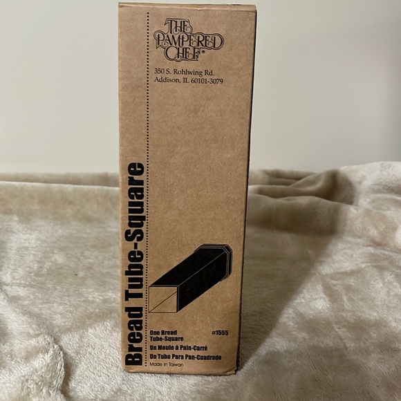 NWB Pampered Chef Bread Tube - Picture 1 of 5